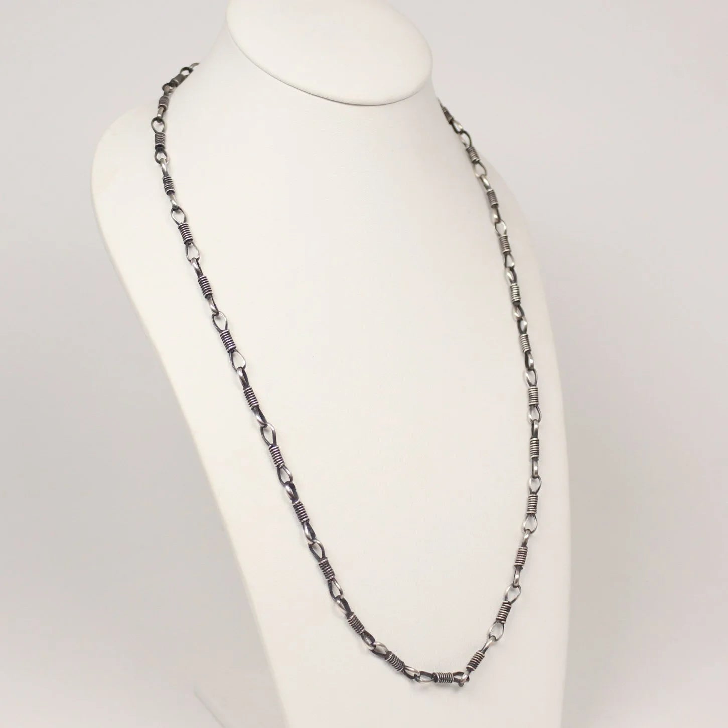 Navajo Bound Link Chain