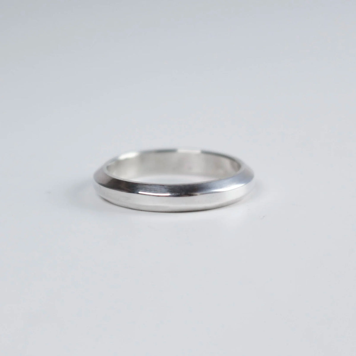 Sebastian Cilento - Thin Rail Ring