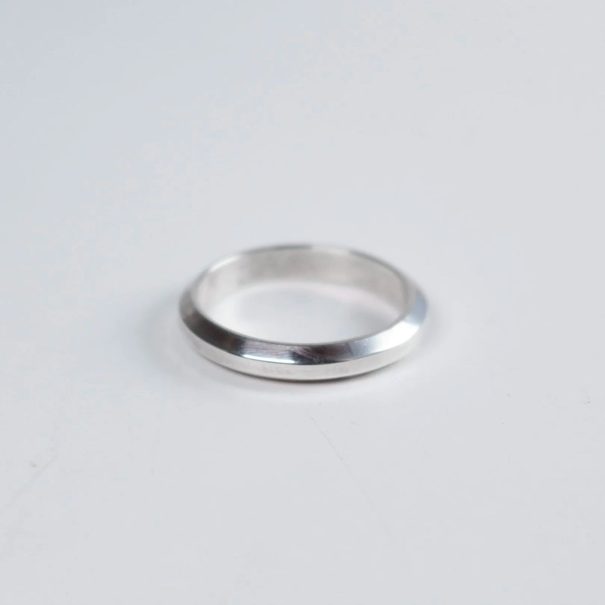 Sebastian Cilento - Thin Rail Ring