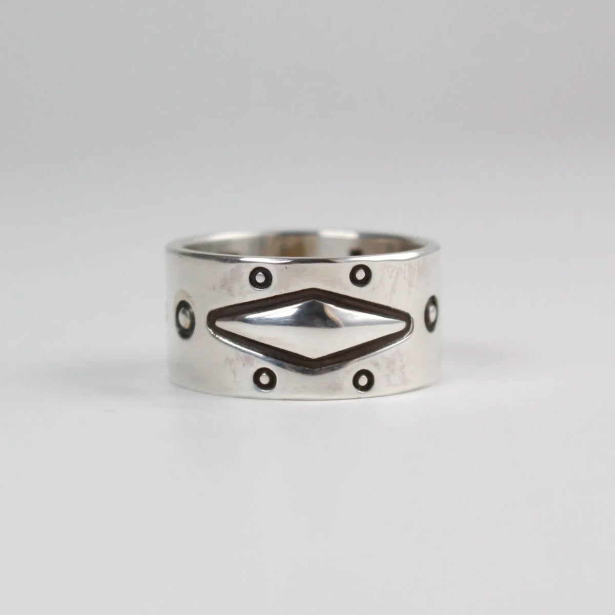 Sebastian Cilento - Repoussé Band - Diamond & Dots