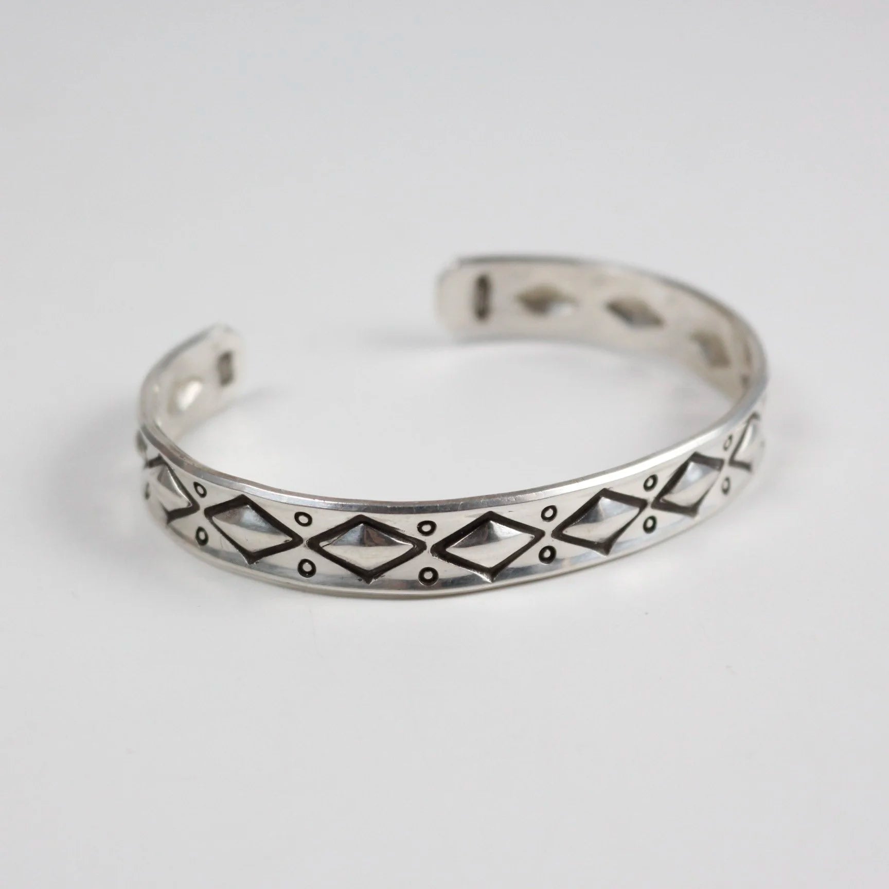 Sebastian Cilento - Diamonds and Circles Cuff