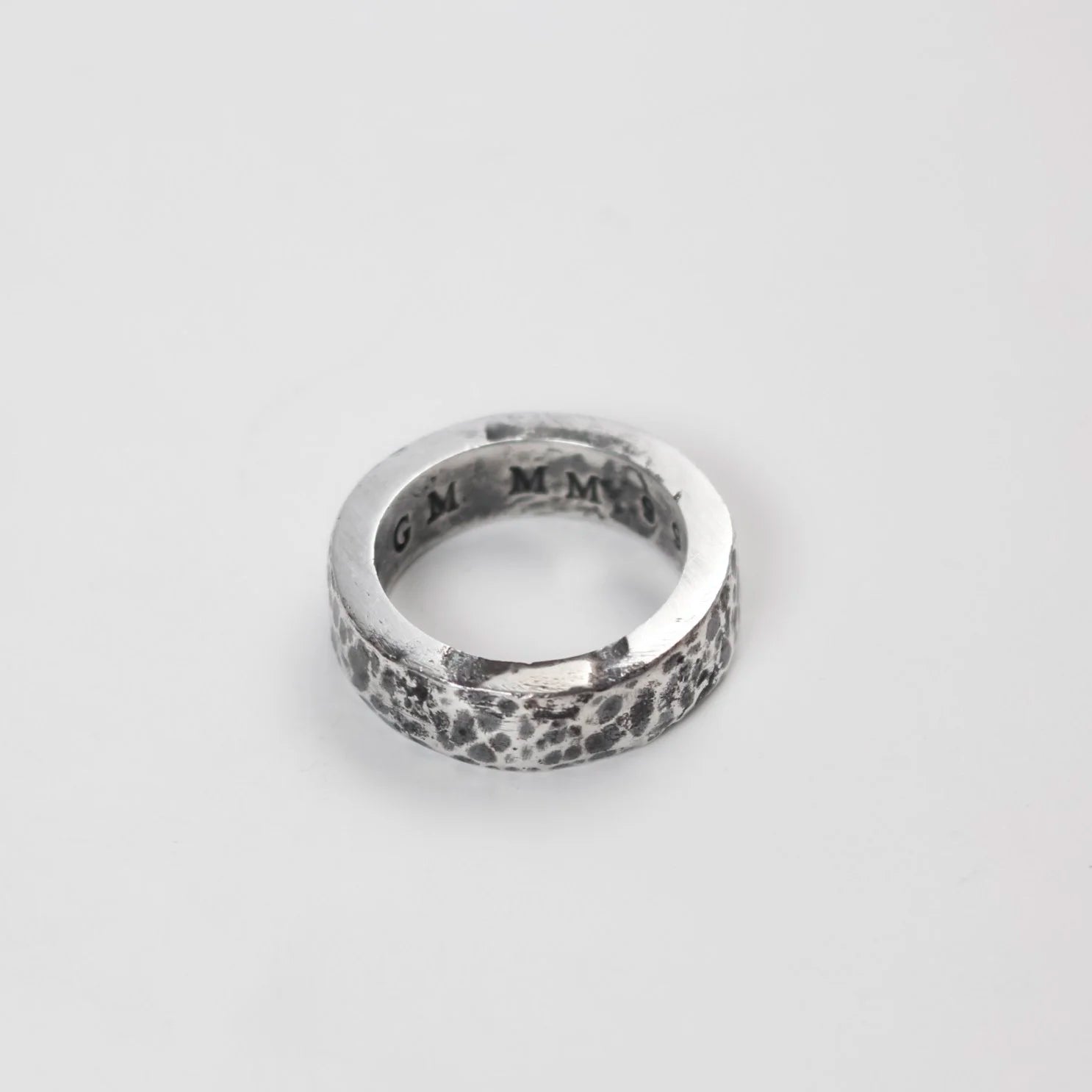 Gon Martin - Hammered Thick Band