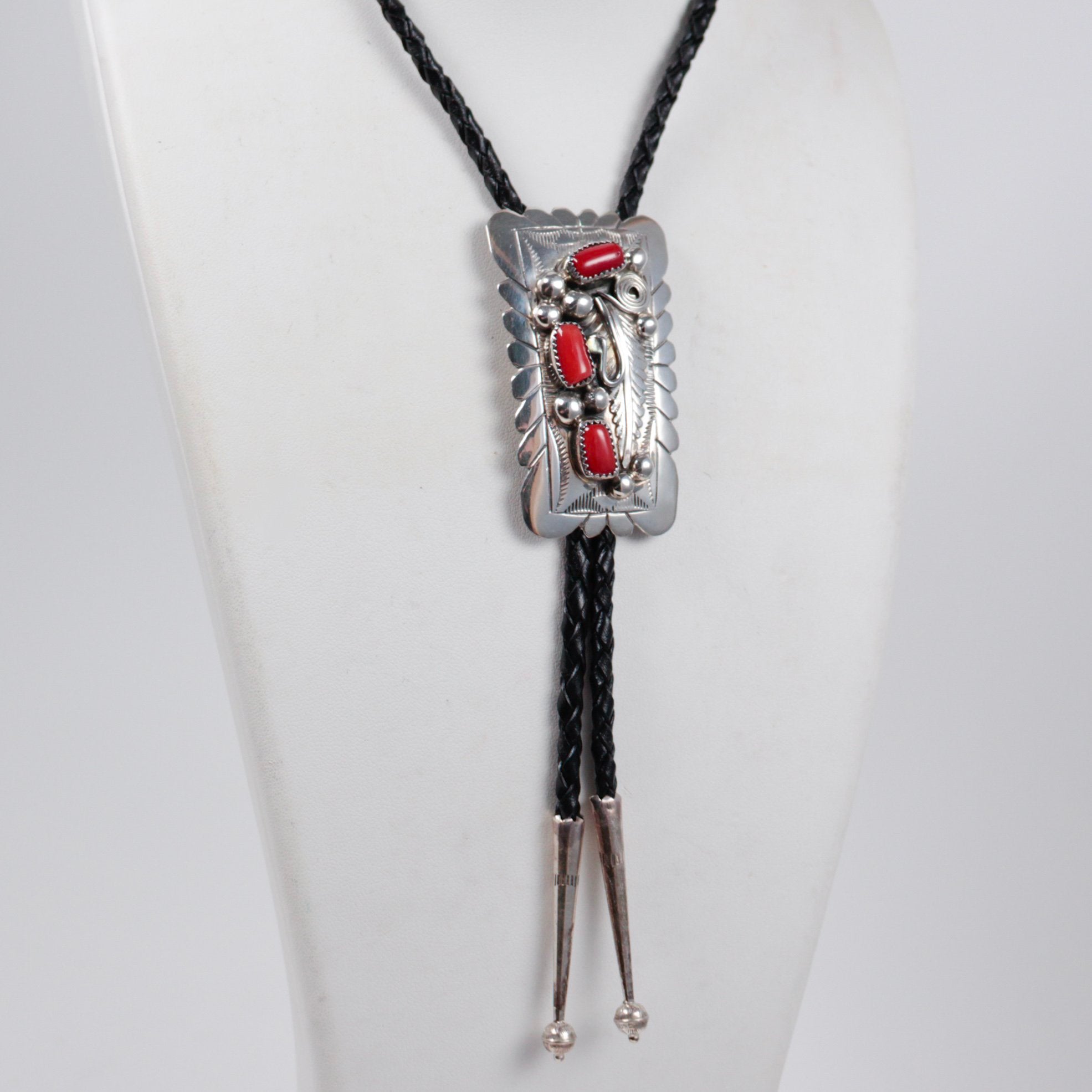 Navajo Bolo with Coral Inaly