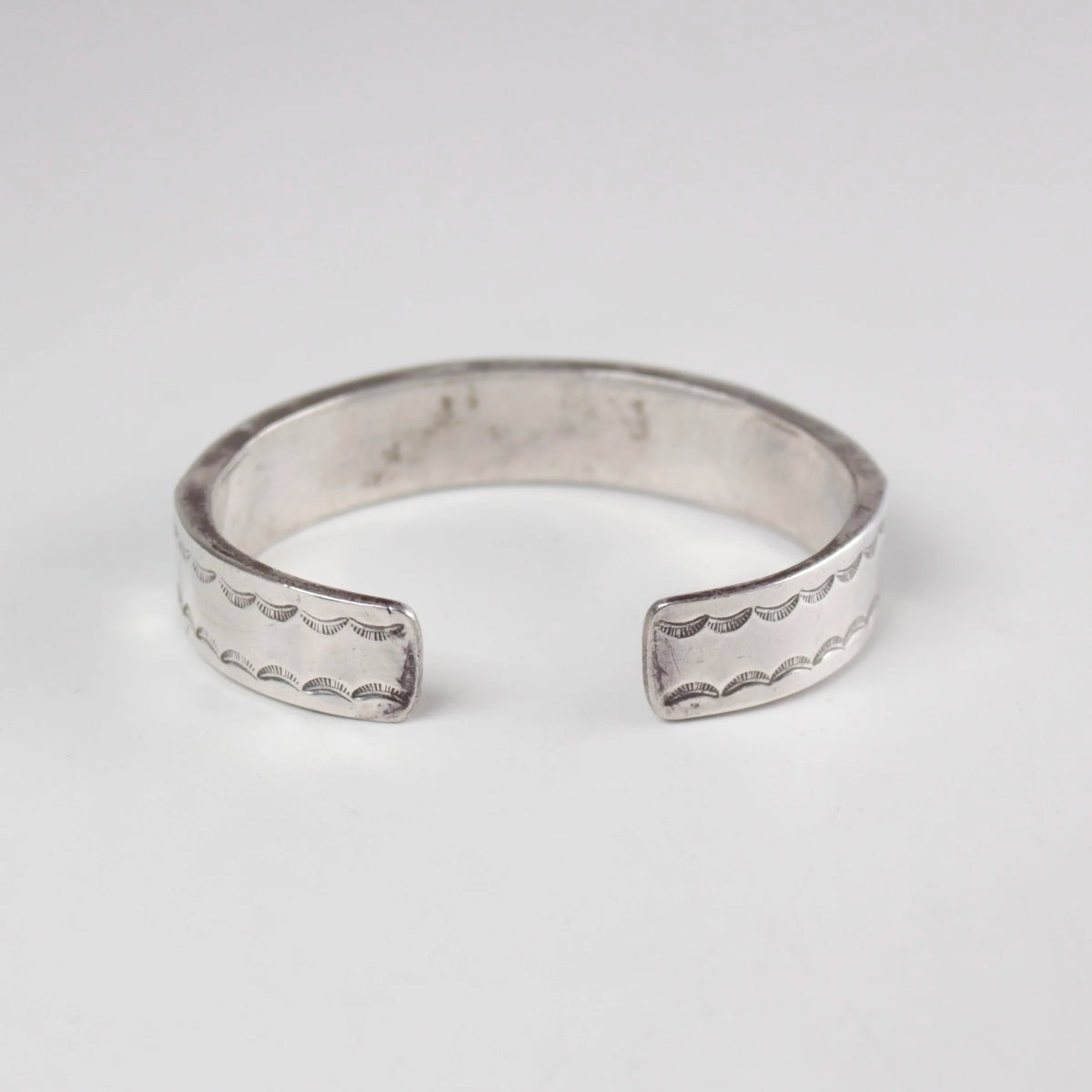 Vintage Zuni Inay Cuff