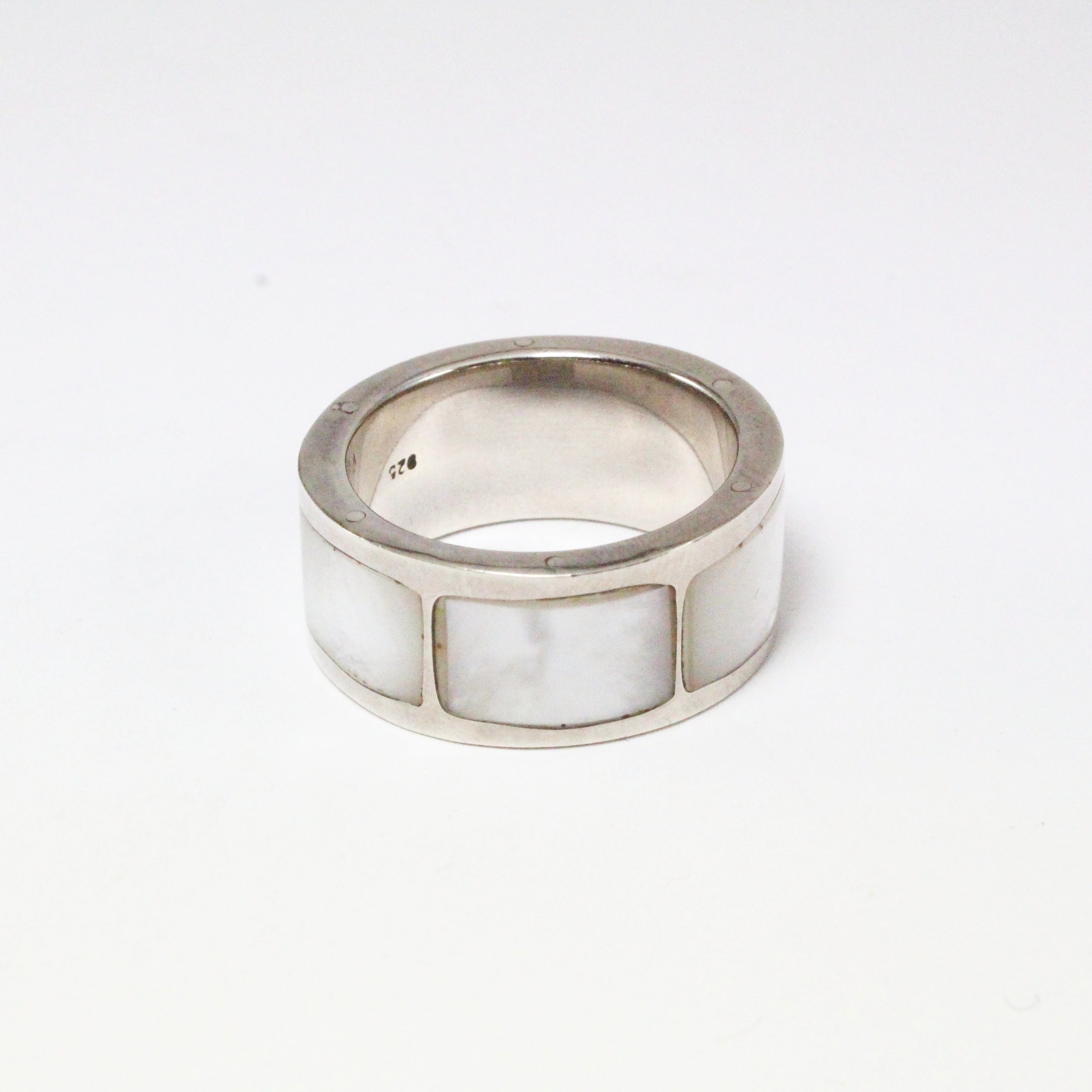 River & Sons - Wide Round Band