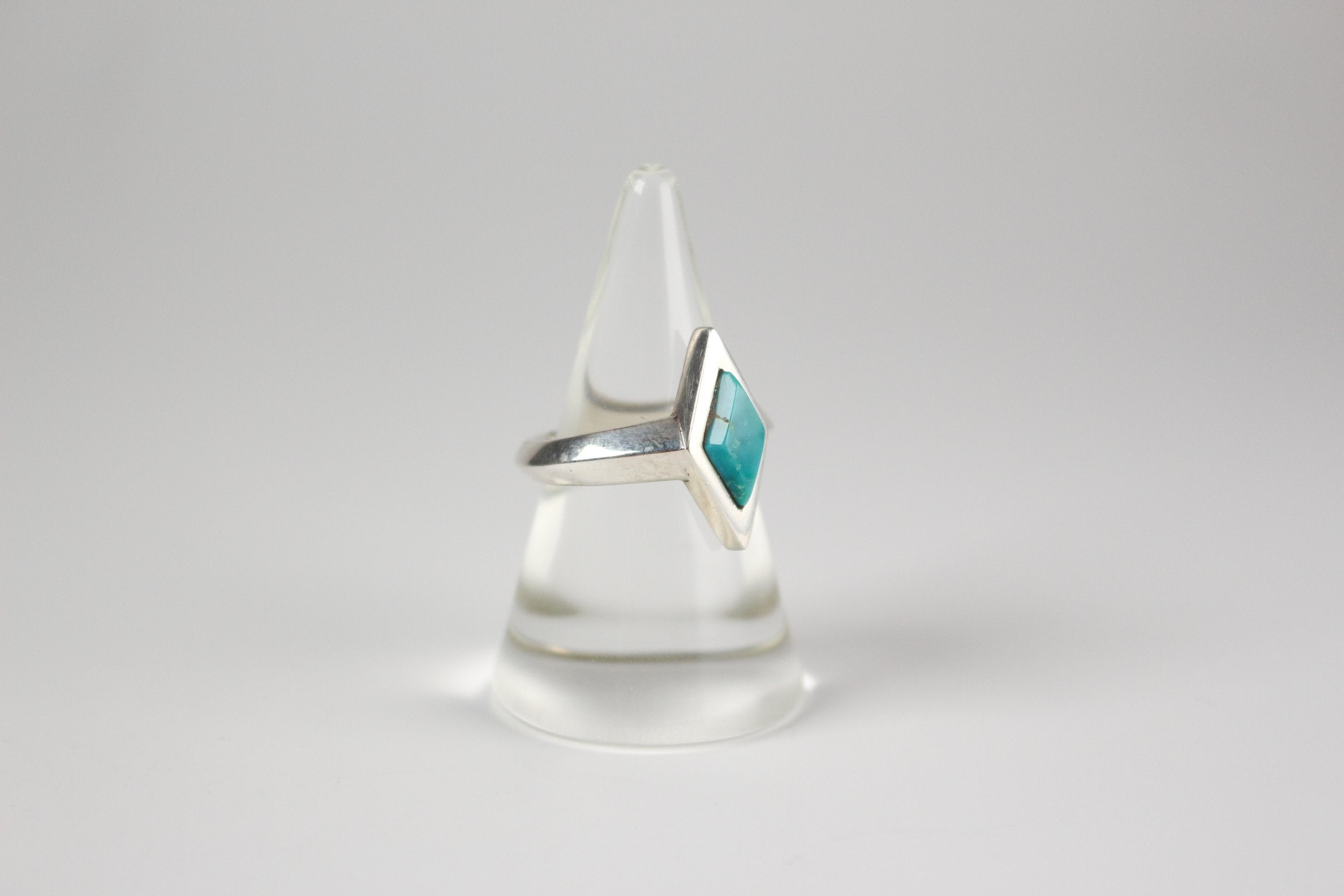 Sebastian Cilento - Solitaire - Lander Turquoise