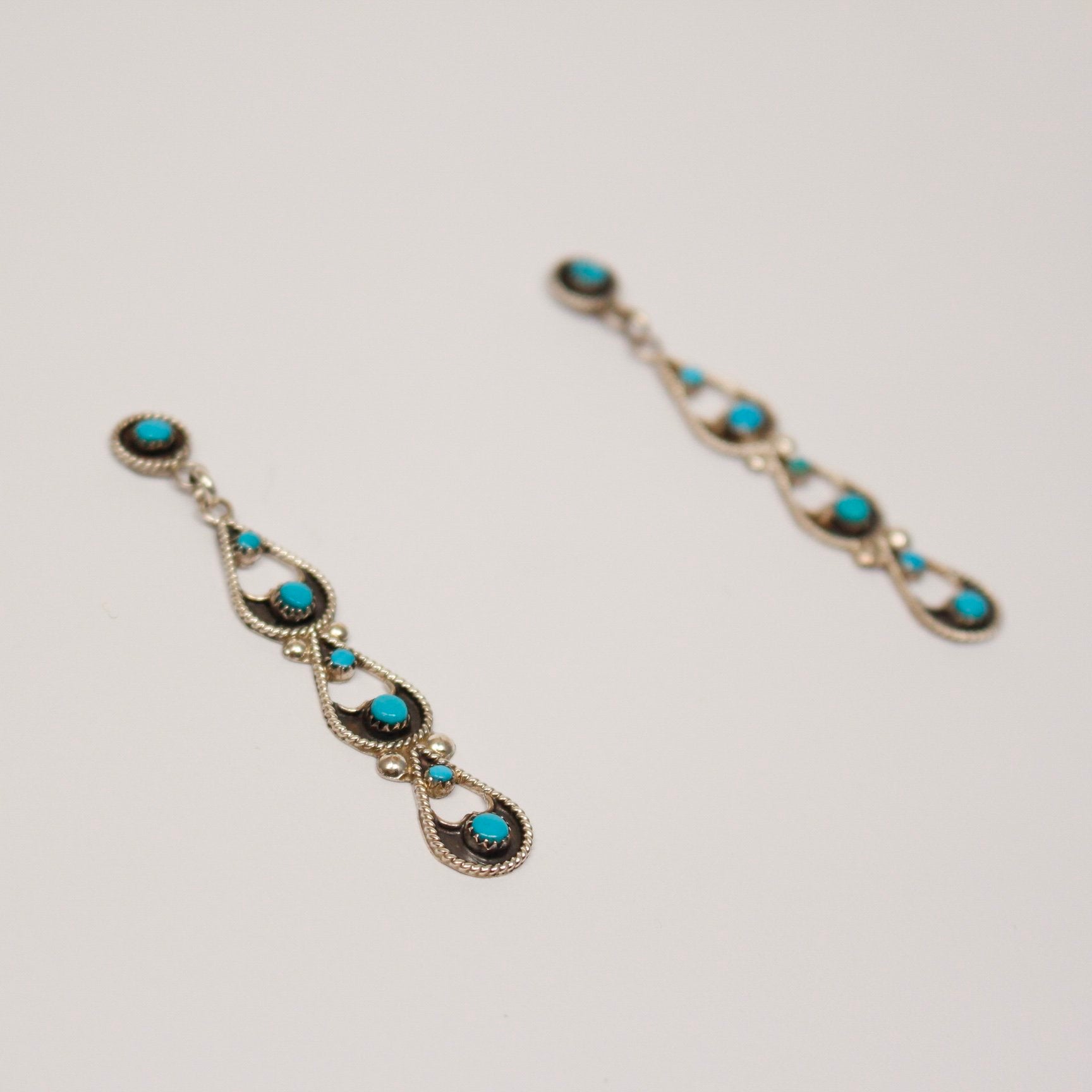 Zuni Petit Point Drops