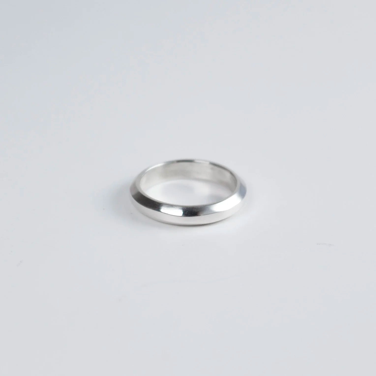Sebastian Cilento - Thin Rail Ring