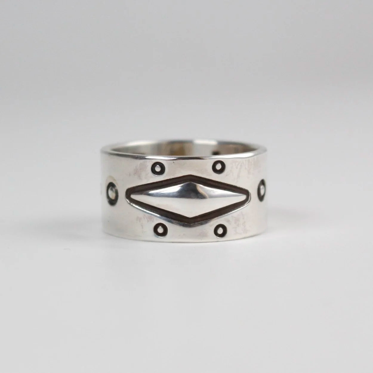 Sebastian Cilento - Repoussé Band - Diamond & Dots