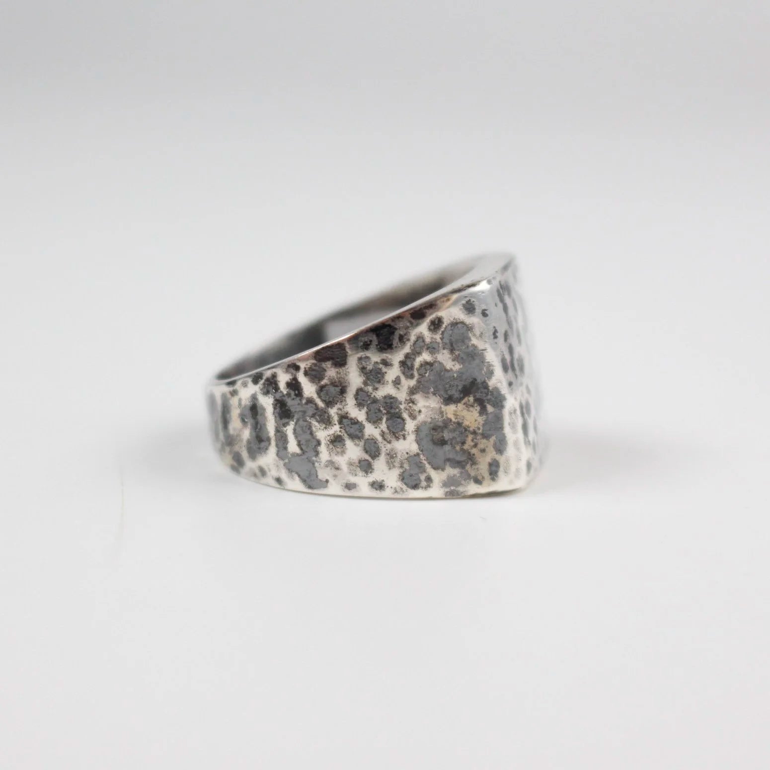 Gon Martin - Hammered Square Signet