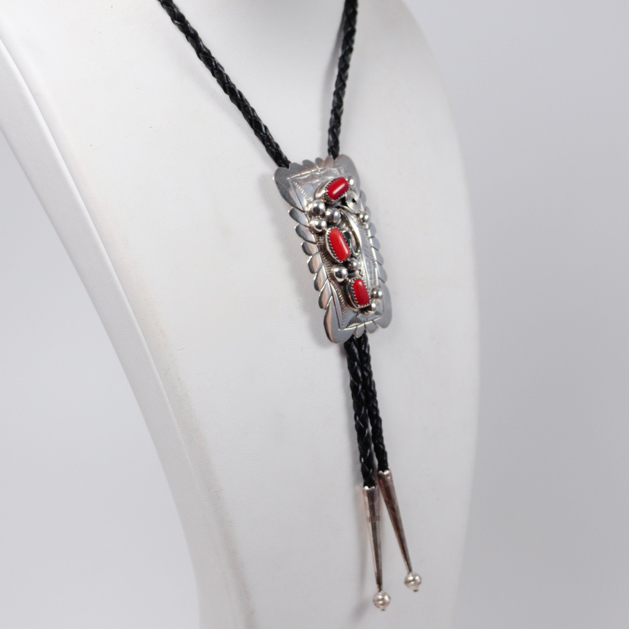 Navajo Bolo with Coral Inaly