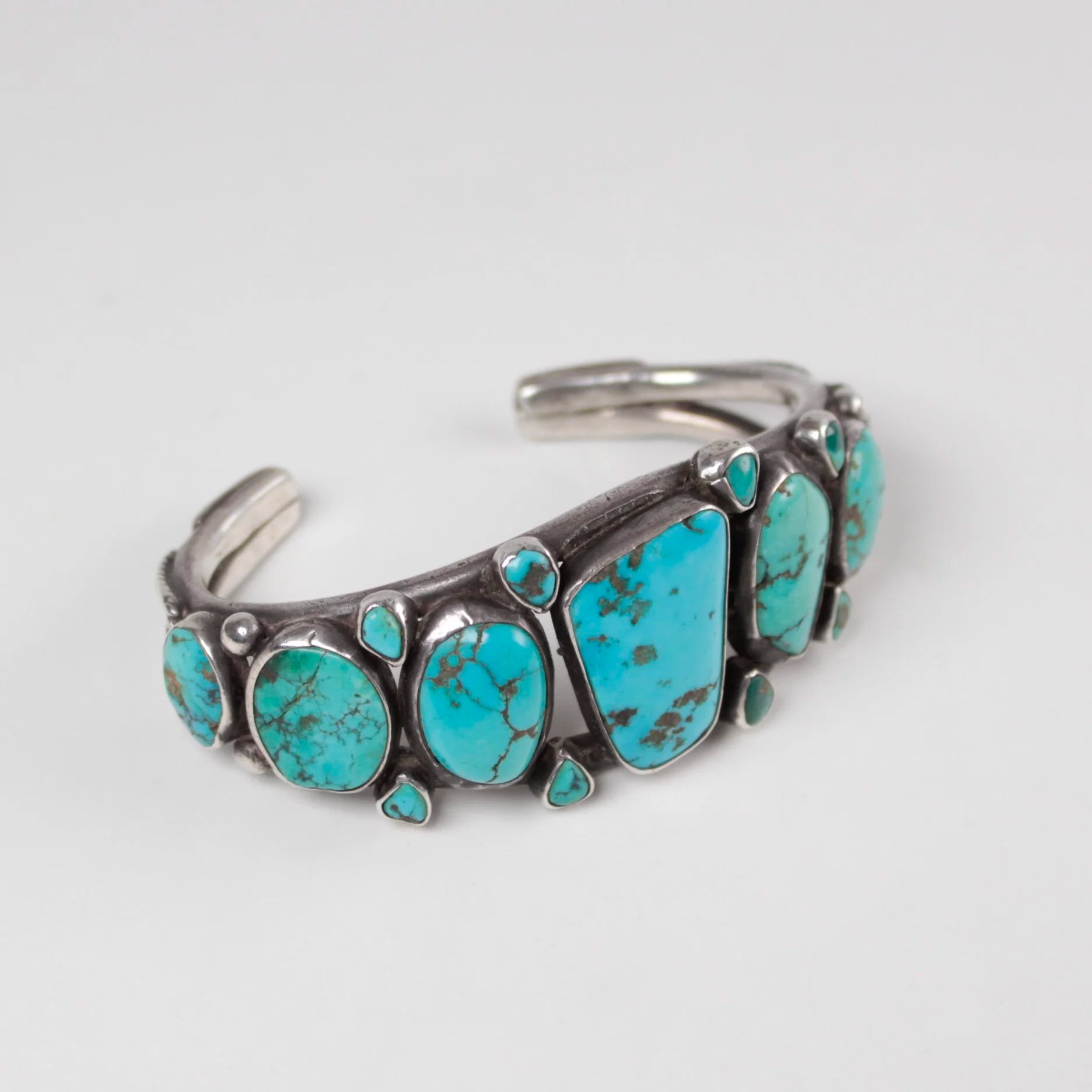 Early Pueblo Turquoise Inlay Cuff