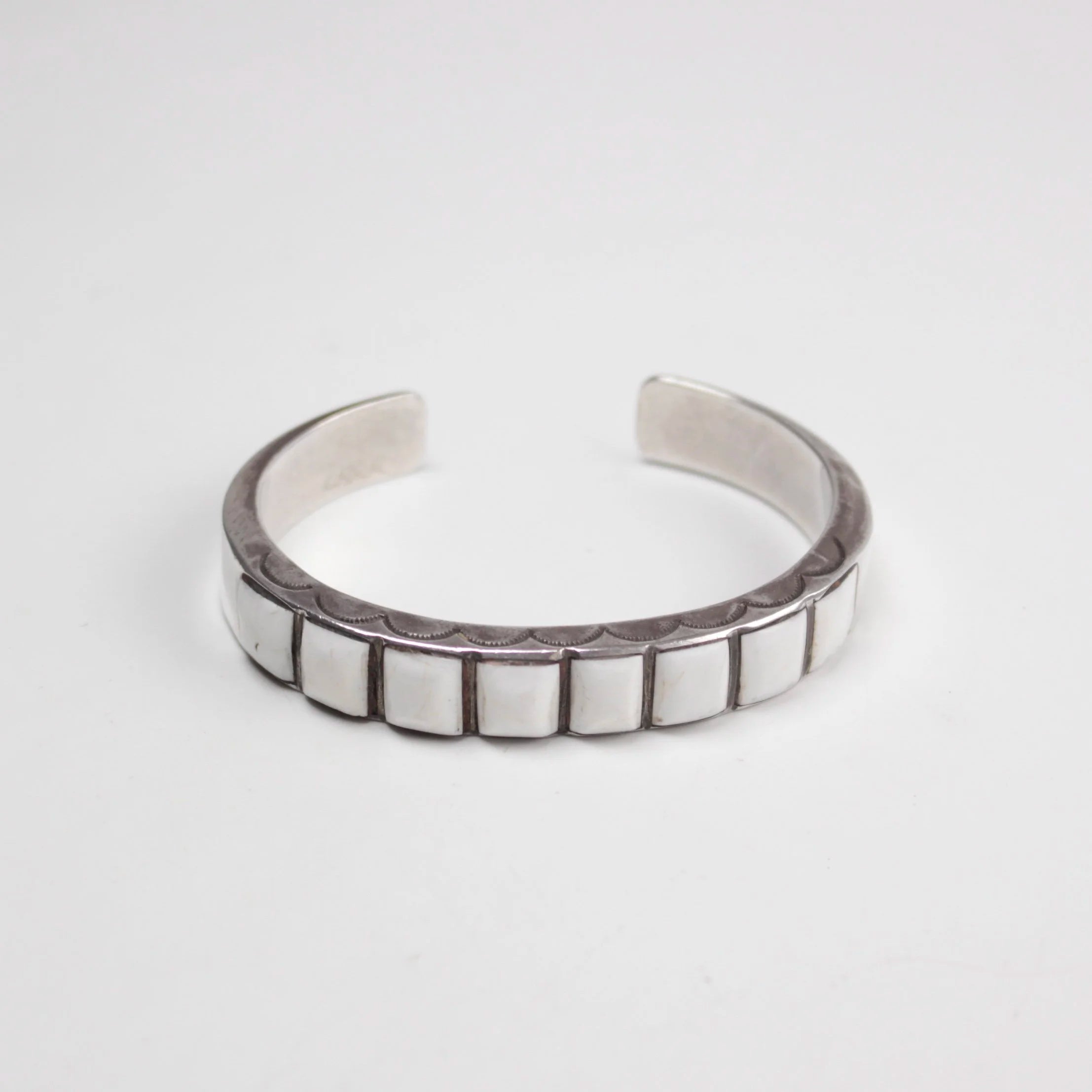 Vintage Zuni Clamshell Cuff