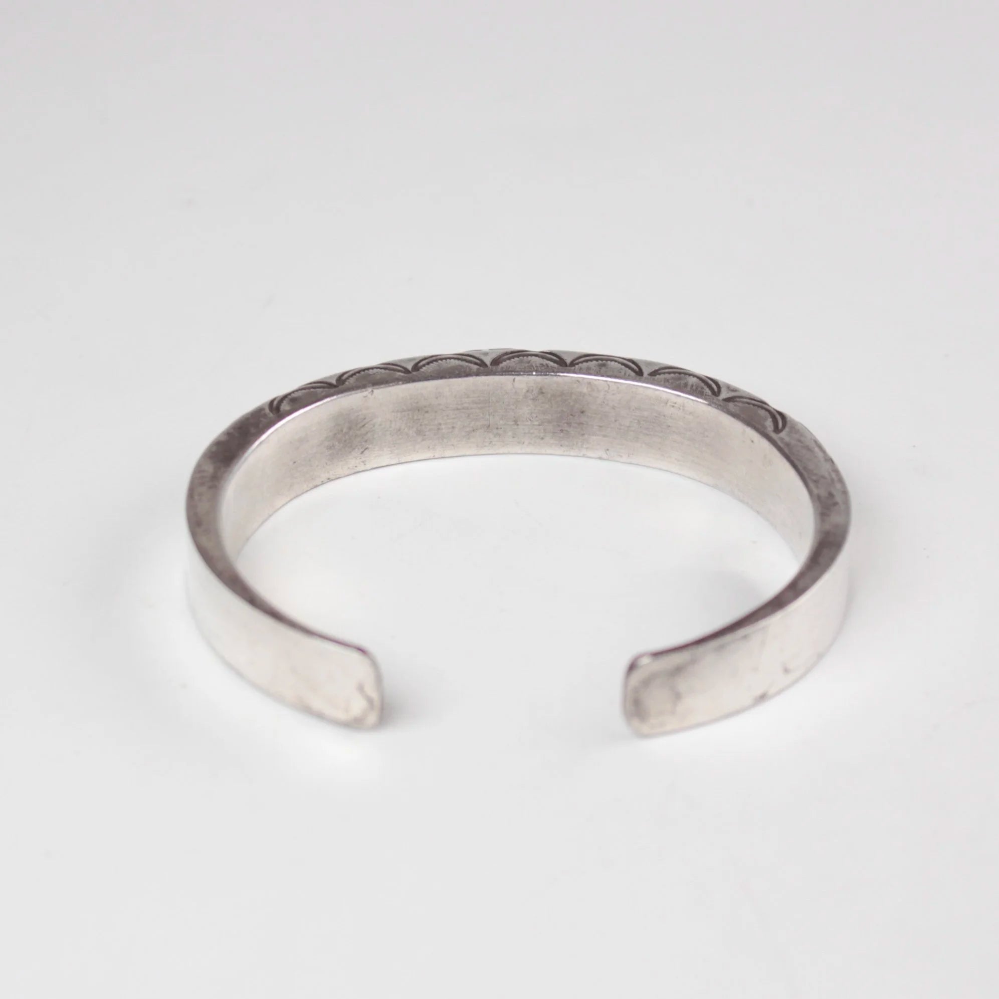 Vintage Zuni Clamshell Cuff
