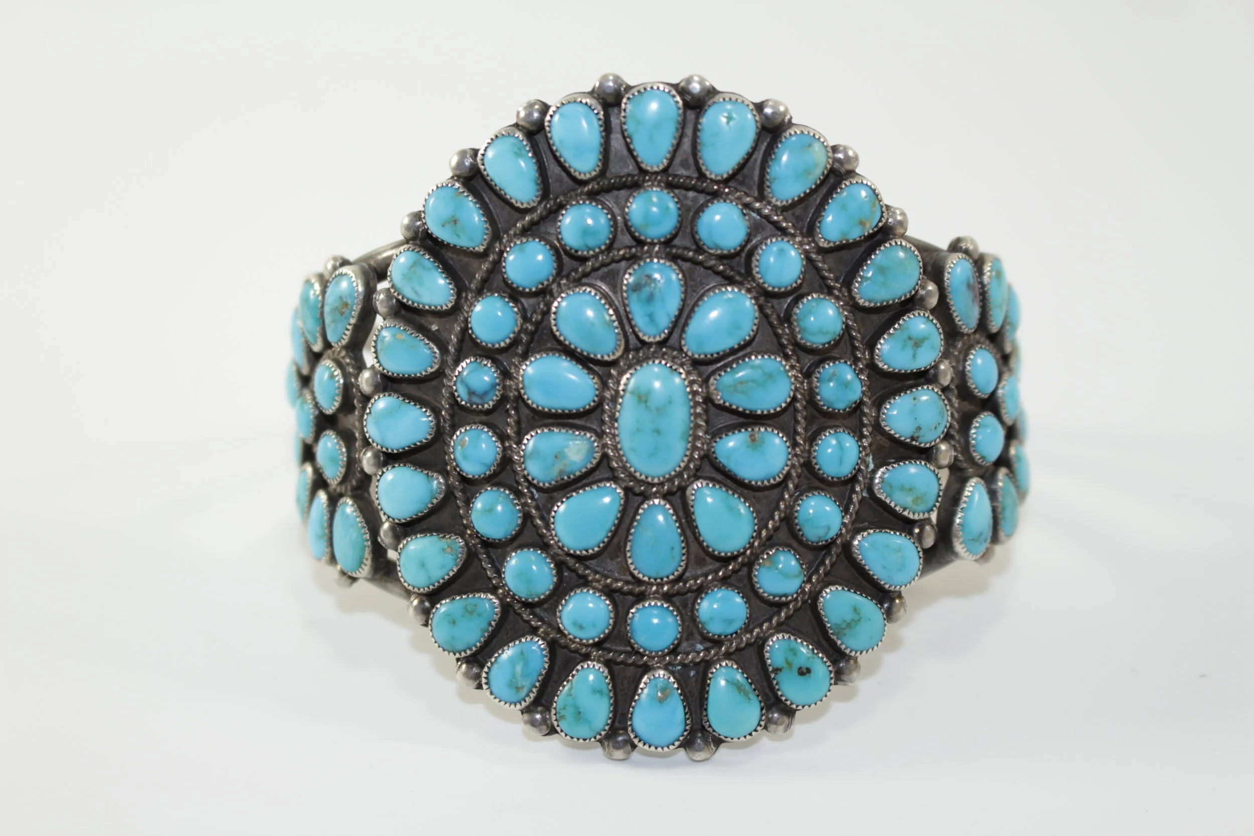 Zuni Vintage Cluster Cuff