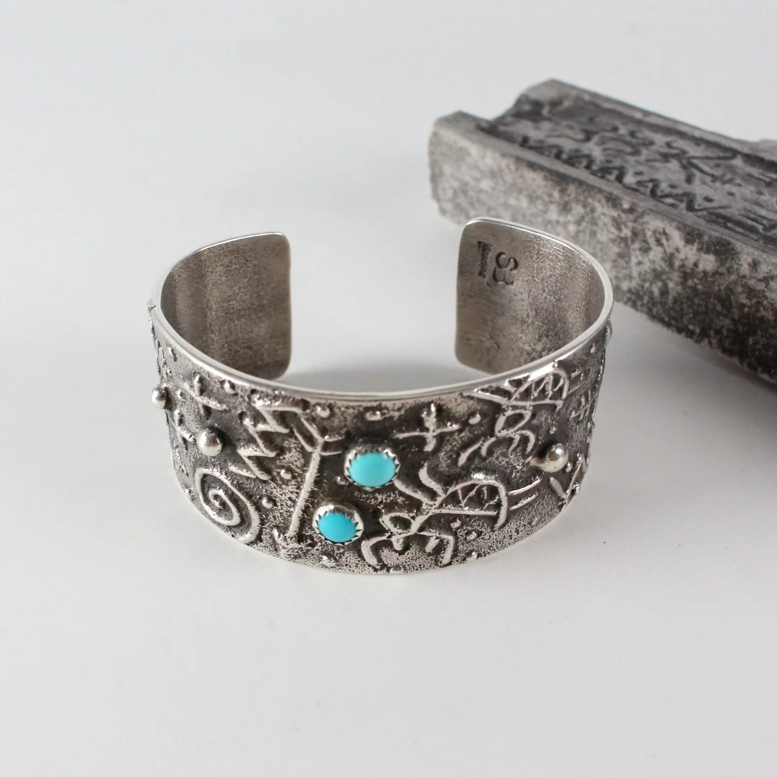 Sandcast Navajo Cuff w/ Tufa Mould
